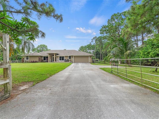 5 of 42 - 18392 50th St N, Loxahatchee, FL