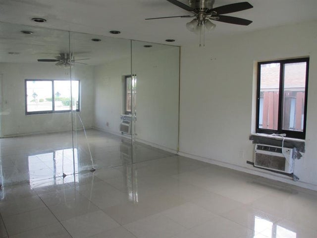2 of 13 - 1220 Nw 7th Ter, Fort Lauderdale, FL