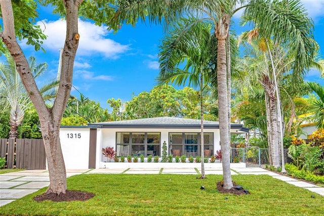 1 of 40 - 1315 Ne 4th St, Fort Lauderdale, FL