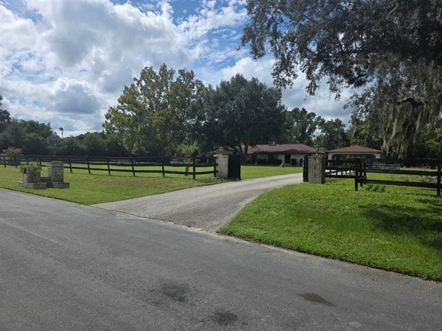 3 of 48 - 120 Creek Crossing Rd, Port Orange, FL