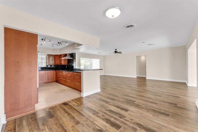 3 of 34 - 2940 Ne 19th St, Pompano Beach, FL