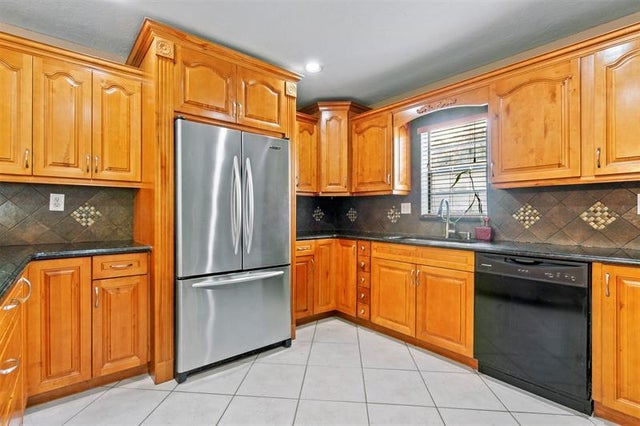 5 of 40 - 8240 Nw 94th Ave, Tamarac, FL