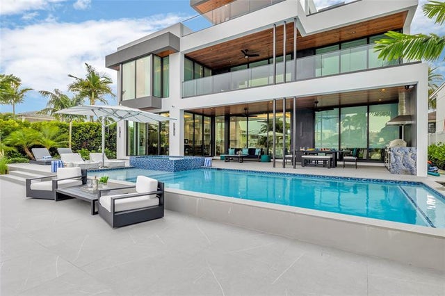 4 of 100 - 1730 Se 13th St, Fort Lauderdale, FL