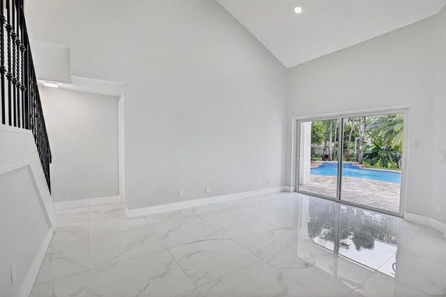 5 of 48 - 387 Sw 163rd Ave, Pembroke Pines, FL