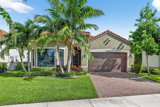 2 of 70 - 11927 Leon Circle North, Parkland, FL