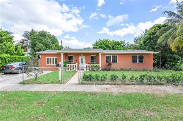 1 of 37 - 19351 Ne 1st Ct, Miami, FL