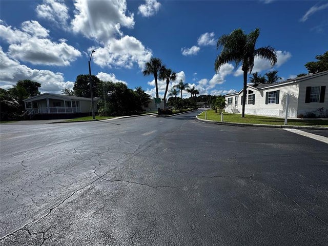 1 of 11 - 2401 21st Way Nw, Boynton Beach, FL