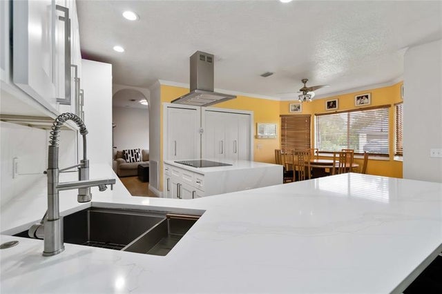 5 of 49 - 3290 Sw 131st Ter, Davie, FL