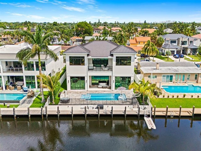 5 of 51 - 2420 Ne 48th St, Lighthouse Point, FL