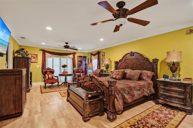 2 of 52 - 4739 Nw 3rd Ct, Deerfield Beach, FL
