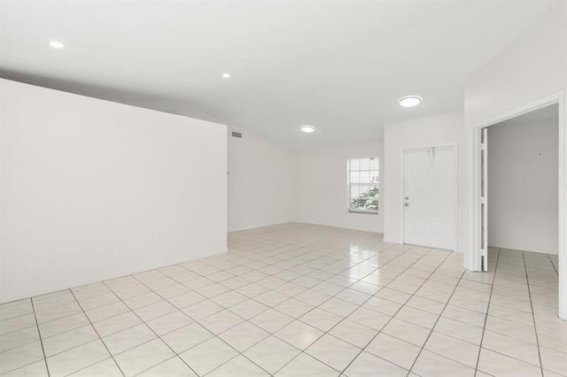 4 of 20 - 14680 N Beckley Sq, Davie, FL