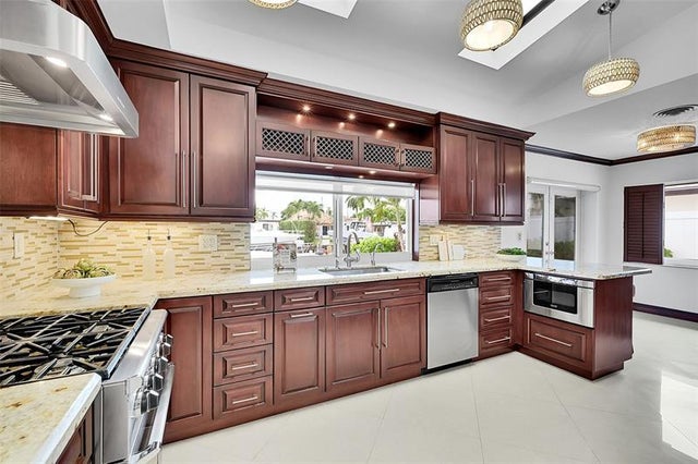 4 of 64 - 800 Se 3rd Ter, Pompano Beach, FL