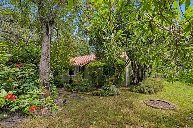 2 of 31 - 11705 Ne 11th Ave, Biscayne Park, FL