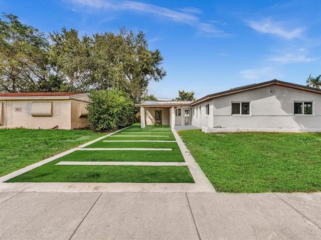 1 of 75 - 6641 Douglas St, Hollywood, FL