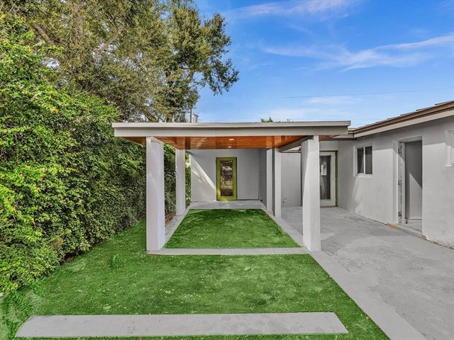 4 of 75 - 6641 Douglas St, Hollywood, FL