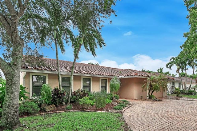 2 of 58 - 303 Nw 105th Ter, Coral Springs, FL