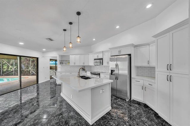 3 of 58 - 303 Nw 105th Ter, Coral Springs, FL