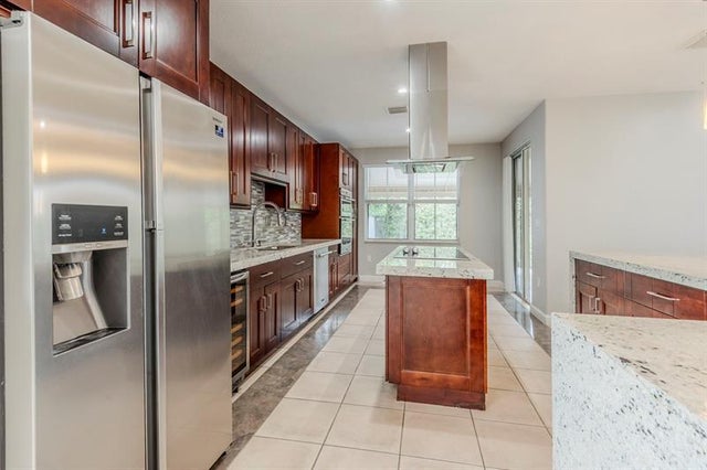 4 of 48 - 15465 Sw 36th Ter, Miami, FL