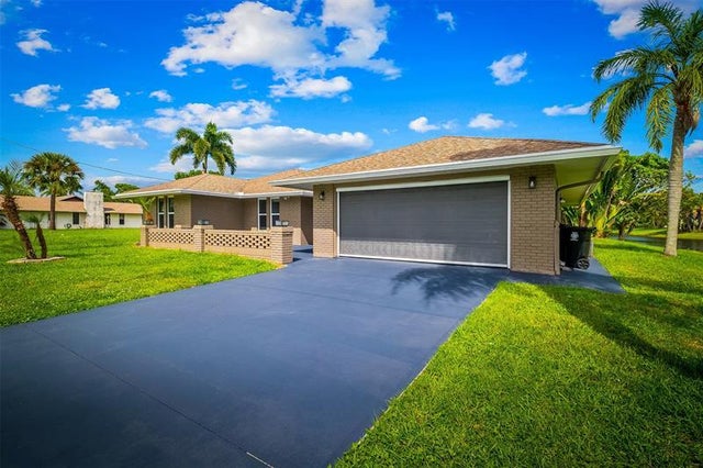 3 of 46 - 1857 Se Bowie St, Port St. Lucie, FL