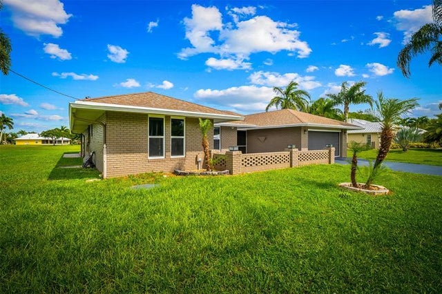 4 of 46 - 1857 Se Bowie St, Port St. Lucie, FL