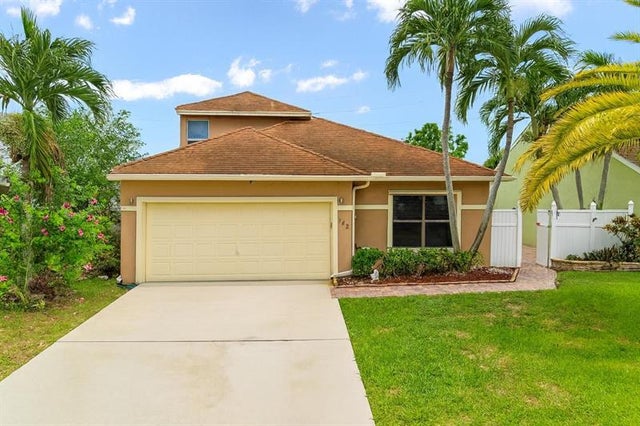 1 of 52 - 142 Tara Lakes Dr W, Boynton Beach, FL