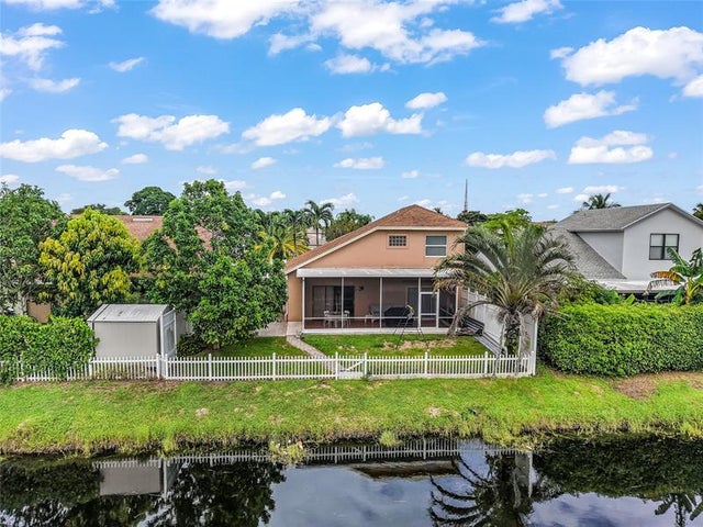 2 of 52 - 142 Tara Lakes Dr W, Boynton Beach, FL