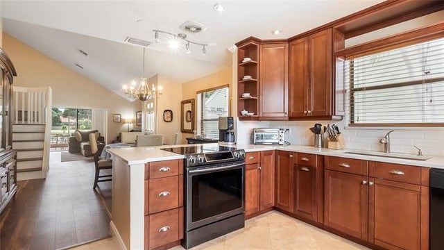 3 of 52 - 142 Tara Lakes Dr W, Boynton Beach, FL