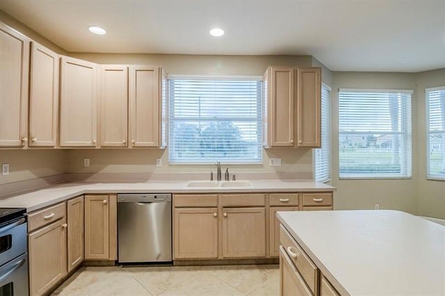 5 of 32 - 11102 Alameda Bay Ct, Wellington, FL