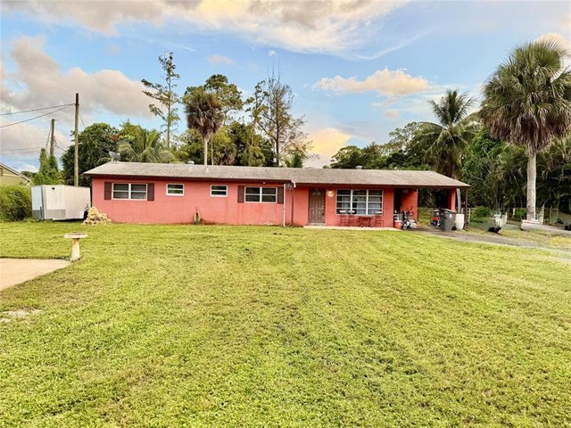 2 of 23 - 6592 Patricia Dr, West Palm Beach, FL