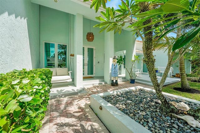 2 of 57 - 2739 Oak Tree Ln, Fort Lauderdale, FL