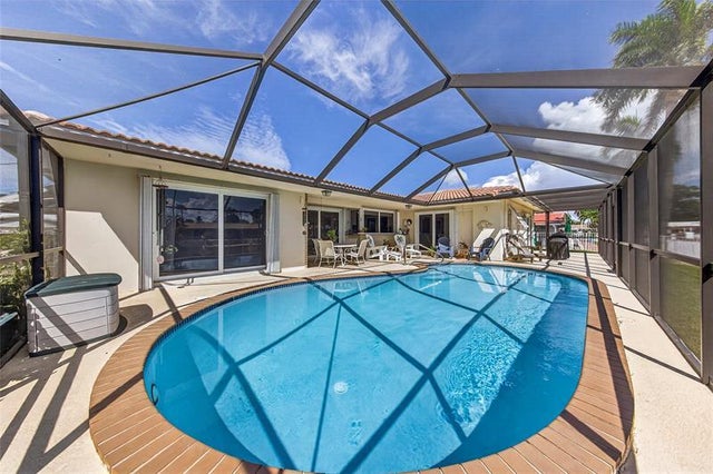 4 of 49 - 630 Se 6th Ave, Pompano Beach, FL