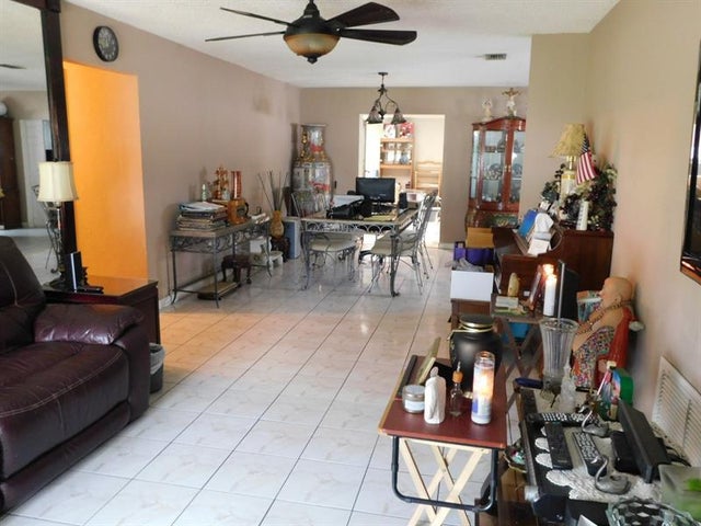 3 of 36 - 2233 Nw 3rd Ave, Boca Raton, FL