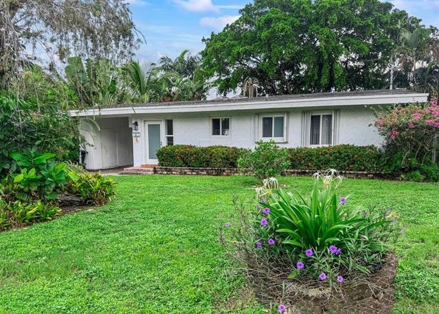 5 of 30 - 725 Ne 17th Ct, Fort Lauderdale, FL