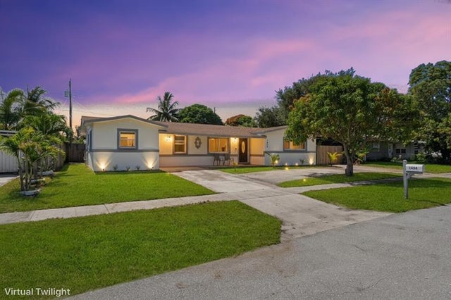 2 of 56 - 1434 W Trammell St, Lantana, FL
