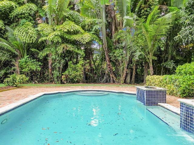 5 of 76 - 12700 Sw 72nd Ave, Pinecrest, FL