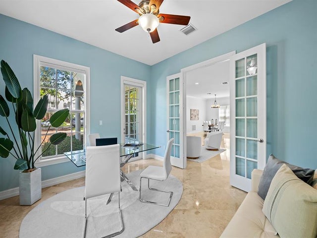 5 of 31 - 810 Se 5th Ct, Fort Lauderdale, FL