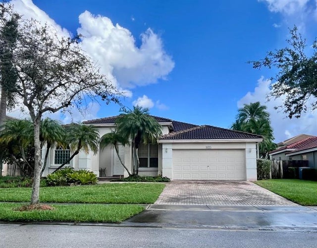1 of 19 - 16775 Nw 8th St, Pembroke Pines, FL