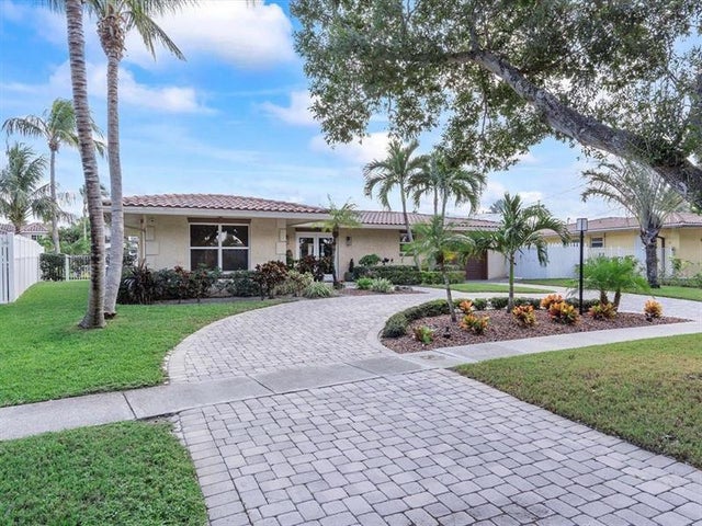 3 of 30 - 2640 Ne 49th Street, Lighthouse Point, FL
