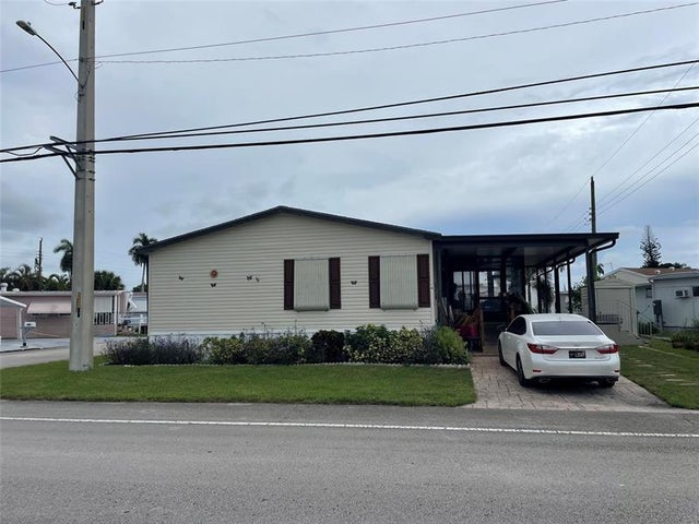 2 of 17 - 8580 Sw 17th St, Davie, FL