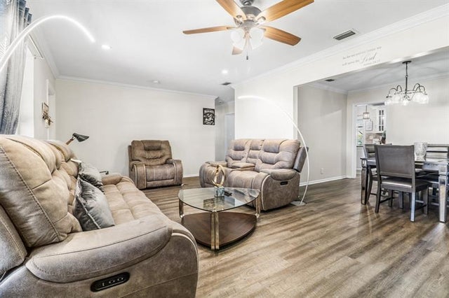 4 of 33 - 7480 Nw 13th Ct, Plantation, FL
