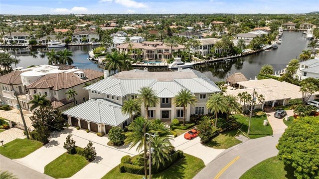 5 of 99 - 3211 Ne 27th Ave, Lighthouse Point, FL