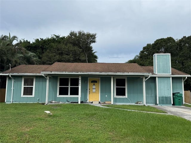 1 of 28 - 6101 Balsam Drive, Fort Pierce, FL