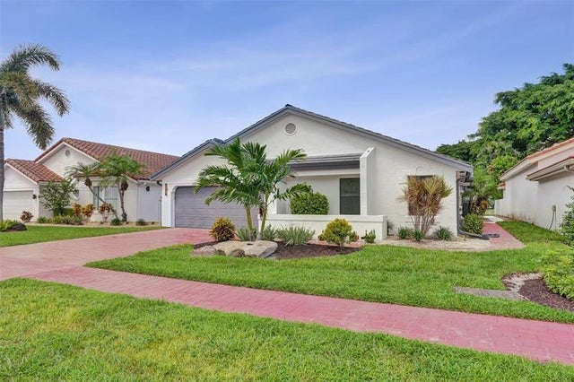 1 of 49 - 10359 Sunset Bend Dr, Boca Raton, FL