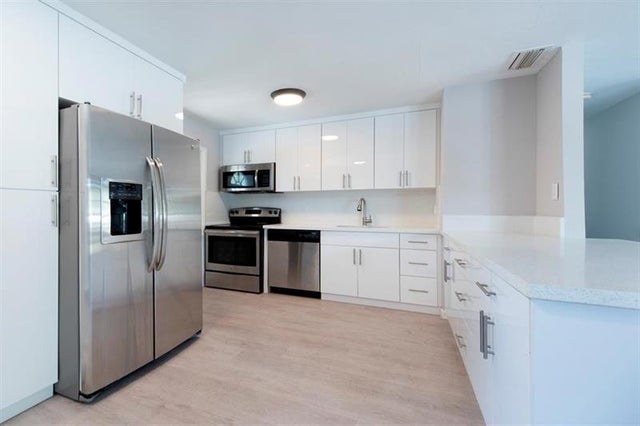 2 of 20 - 2380 Ne 8th Ave, Pompano Beach, FL