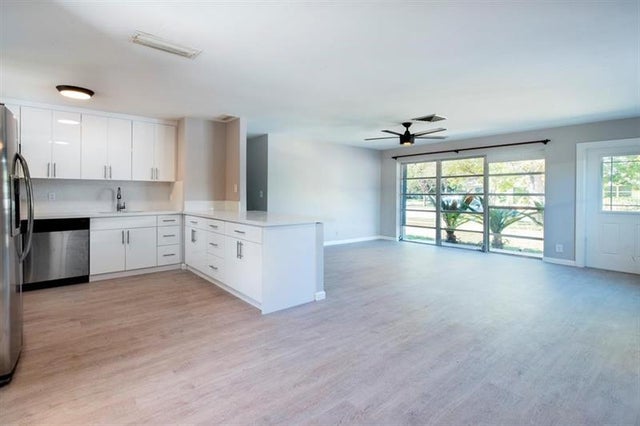 4 of 20 - 2380 Ne 8th Ave, Pompano Beach, FL