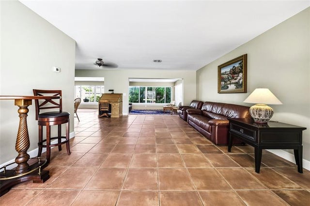 3 of 32 - 1711 Ne 40th Ct, Oakland Park, FL