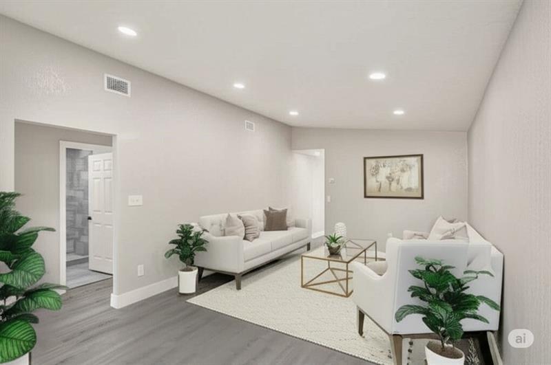 2614 W 65th St, Hialeah