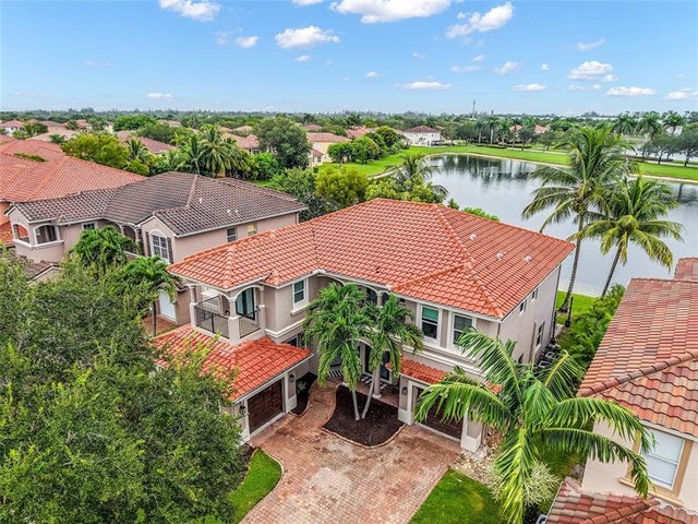 3 of 60 - 556 Cresta Cir, West Palm Beach, FL