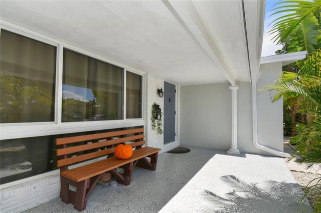 2 of 39 - 301 Se 12th St, Deerfield Beach, FL