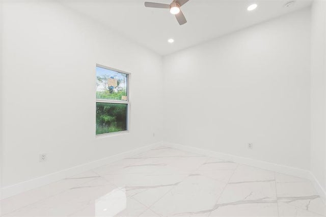 4 of 24 - 2407 Nw 8th St, Fort Lauderdale, FL